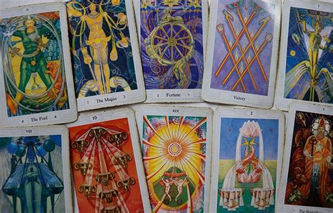 baraja gitana tarot|Cartas del Tarot Gitano